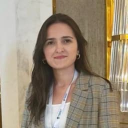 HATİCE ELİF DİNLER